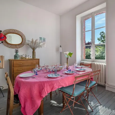 Maison Avec Jardin A 200m De La A *