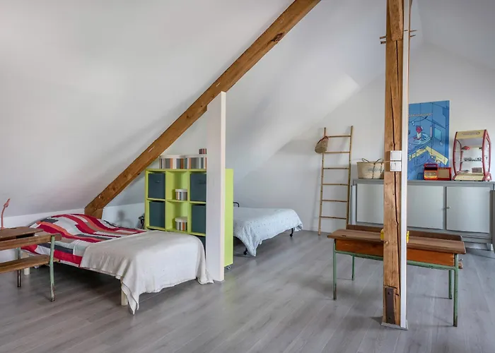 Maison Avec Jardin A 200m De La A *